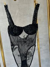 Body Jasmin - Body com bordado floral Black